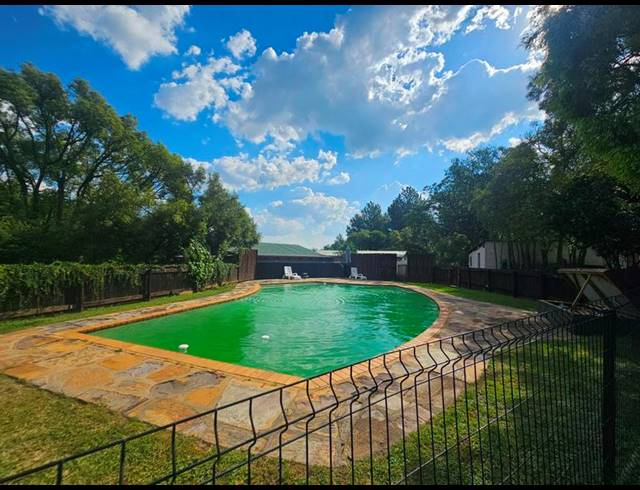 FARM FOR SALE IN ZONNEHOEWE